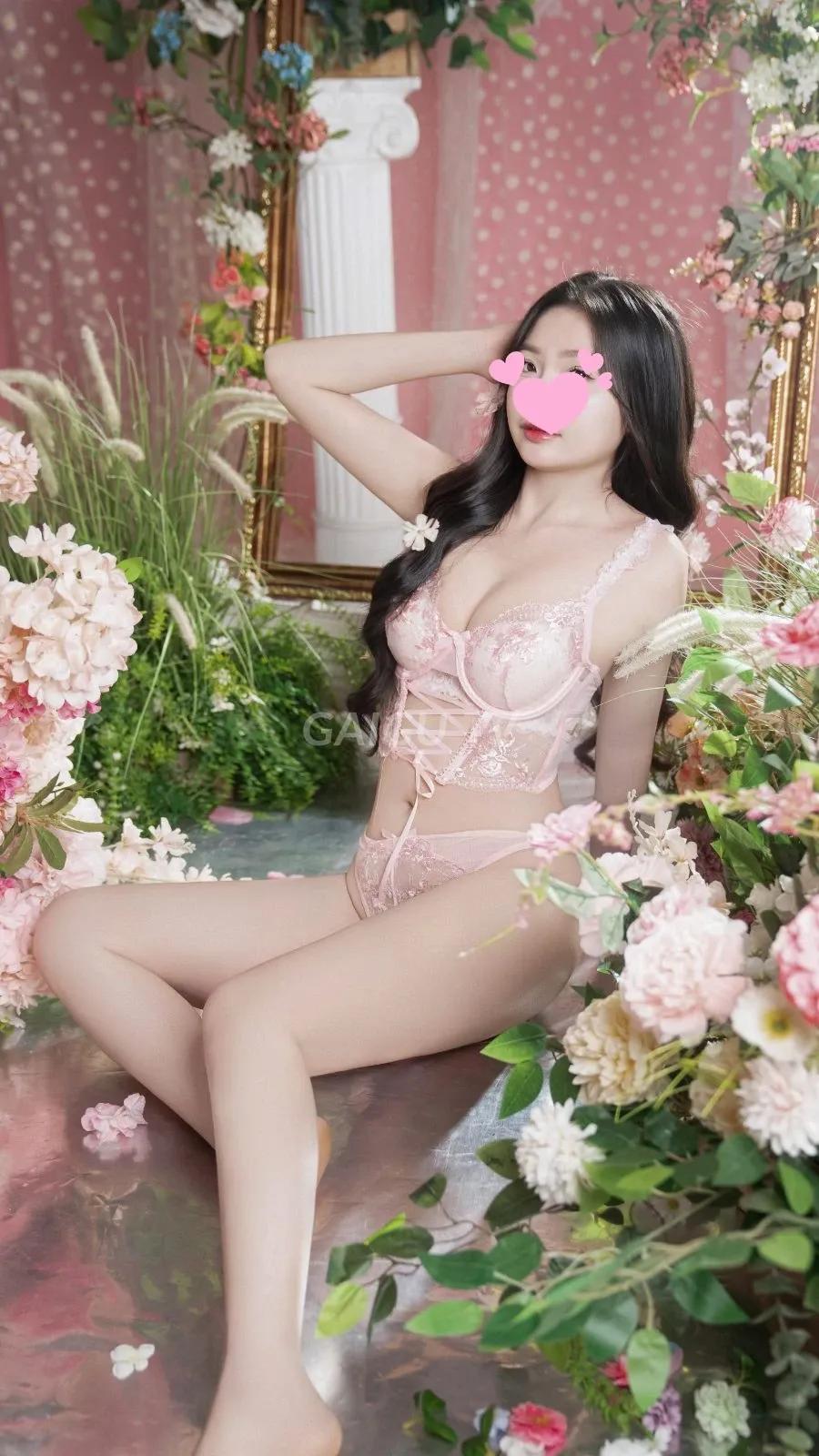 Linh phục vụ nhiệt tình yêu chiều như người yêu