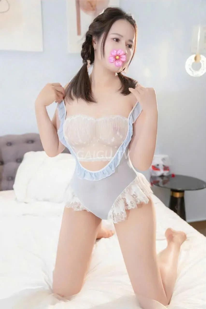 Tú Linh Đà Lạt 34t dâm đãng tình cảm 300k