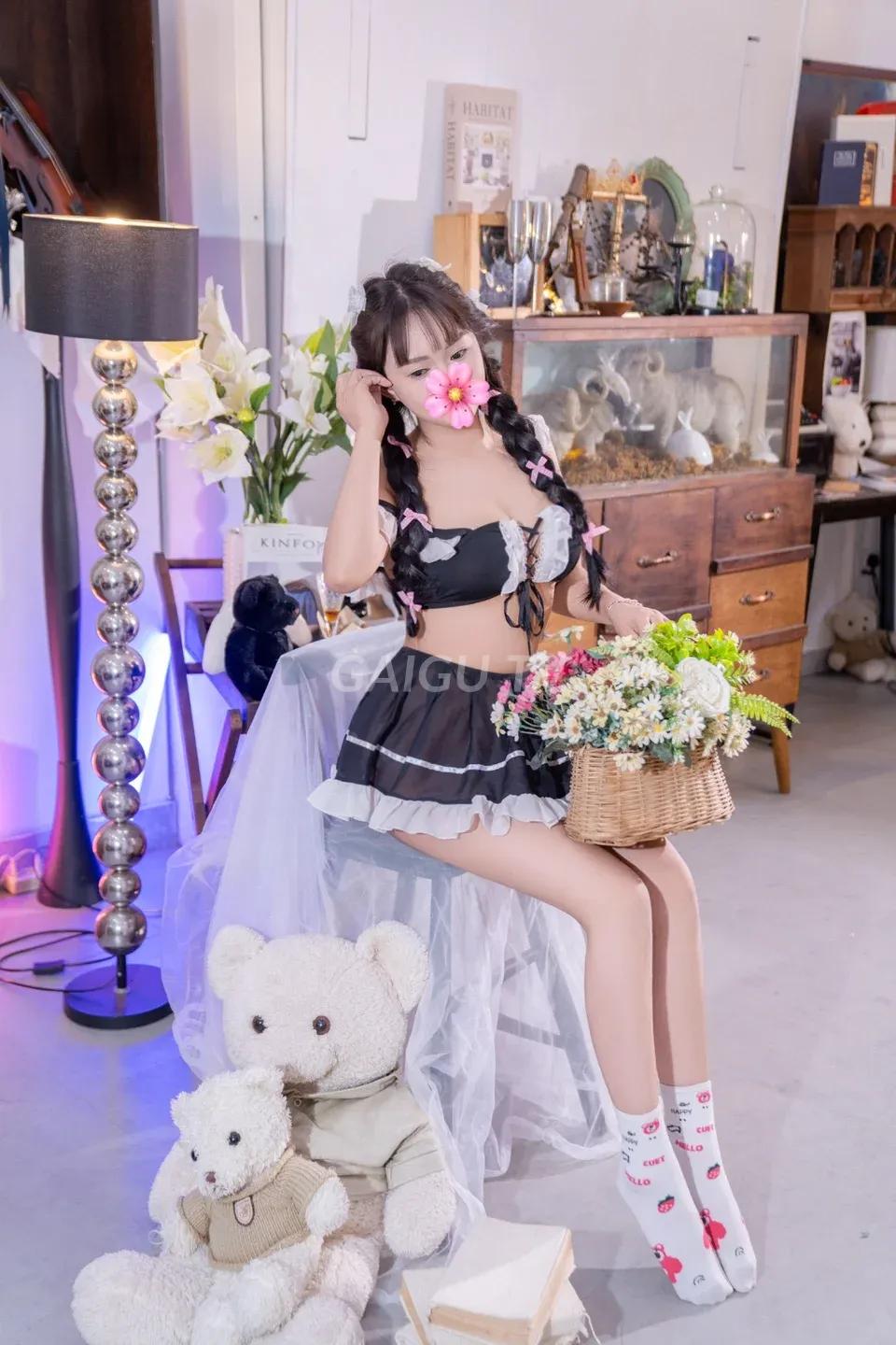 Hotteen bé nhỏ nhắn nhẹ nhàng chiều khách