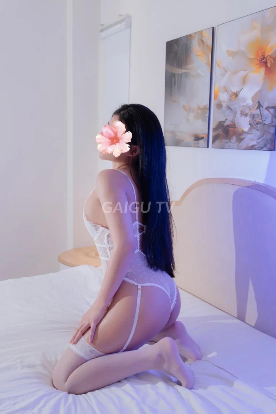 2K8 Bé Như Ý Gái Non Body Sexy Vú Mông 1.300k Quận 8 – BJ · HJ · 18 tuổi