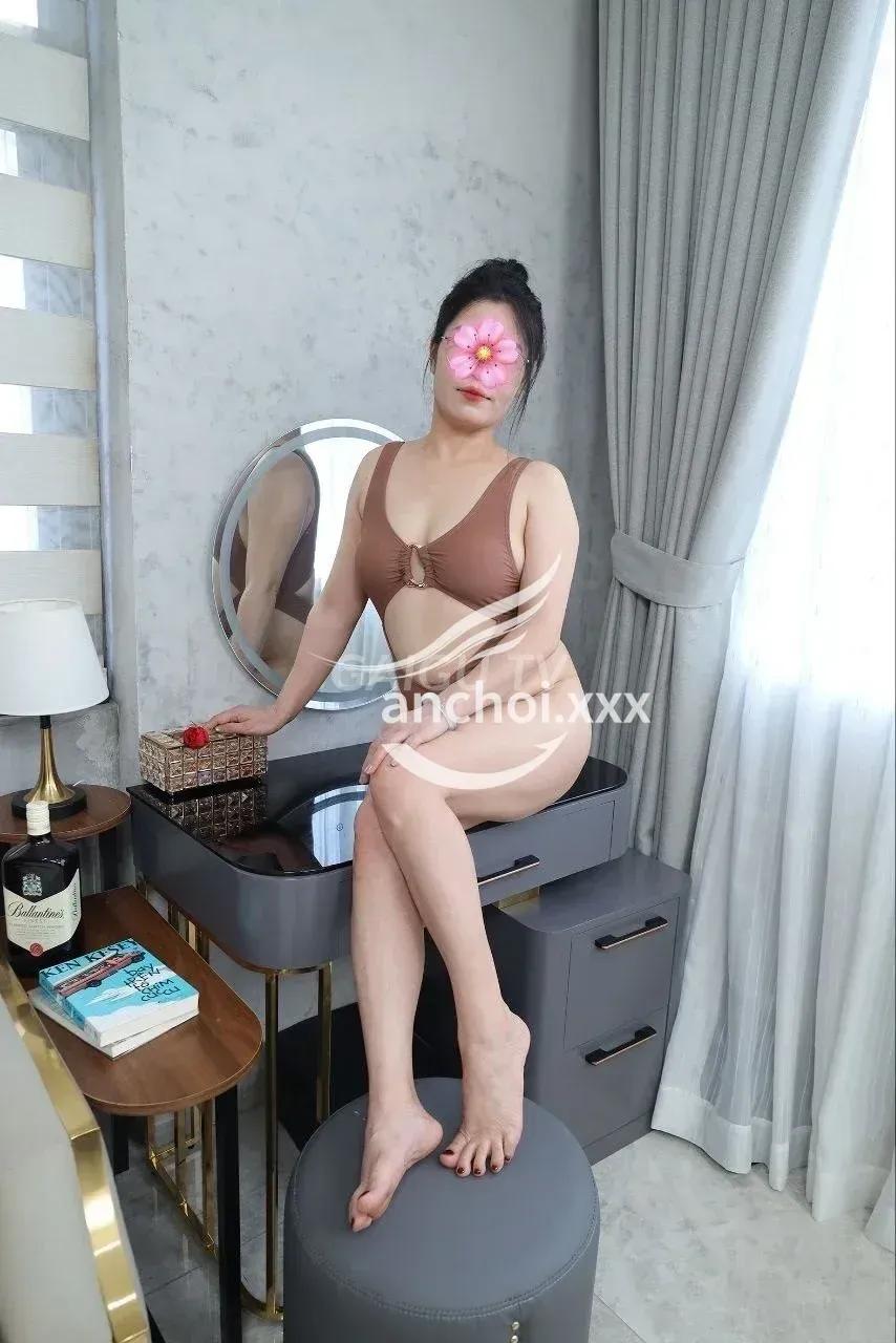 Hàng Bình Tân: Anh Thư Mỹ Nhân Xinh Đẹp giá 300k