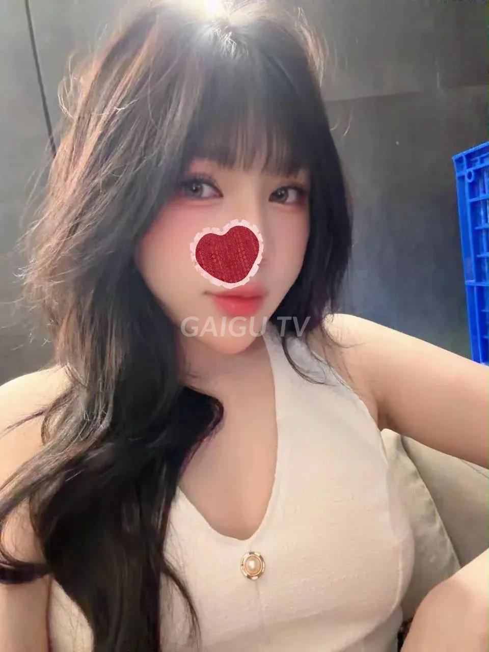Linh Anh BODY RỰC LỬA – gái gọi Long Thành giá 400k, BJ, HJ, 28 tuổi