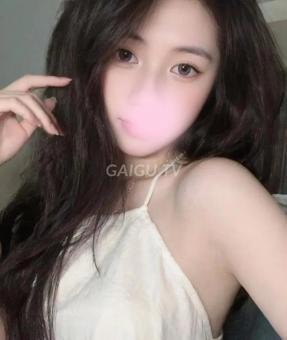 Tina Bến Cát – 600k/shot