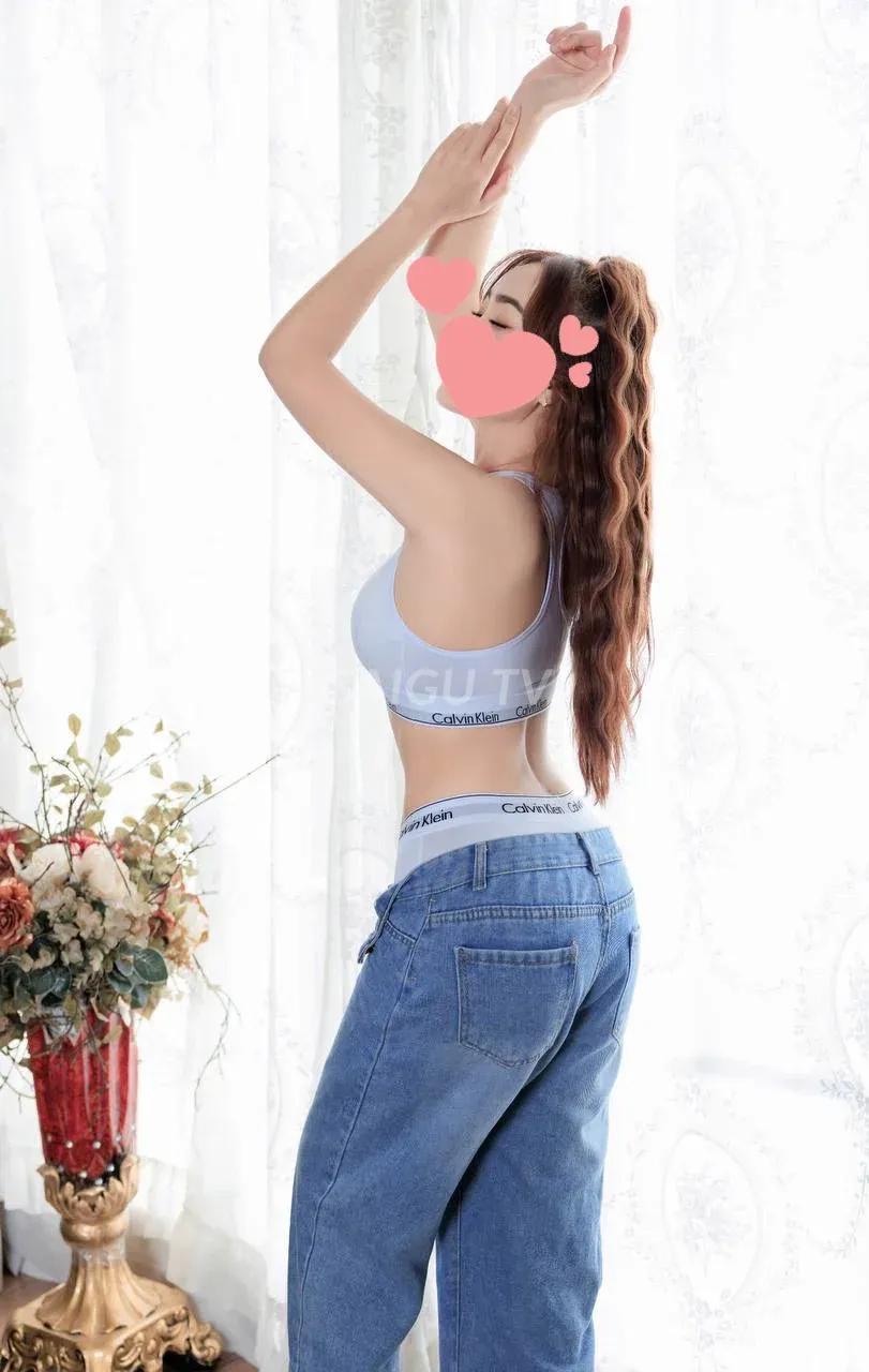 MAI PHƯƠNG CHUẨN GÁI XINH Thuận An – 400k/shot