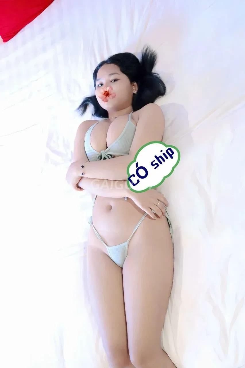 Ly Ly Chubby 2k6 Có ship 400k Sơn Trà – BJ · HJ · 20 tuổi