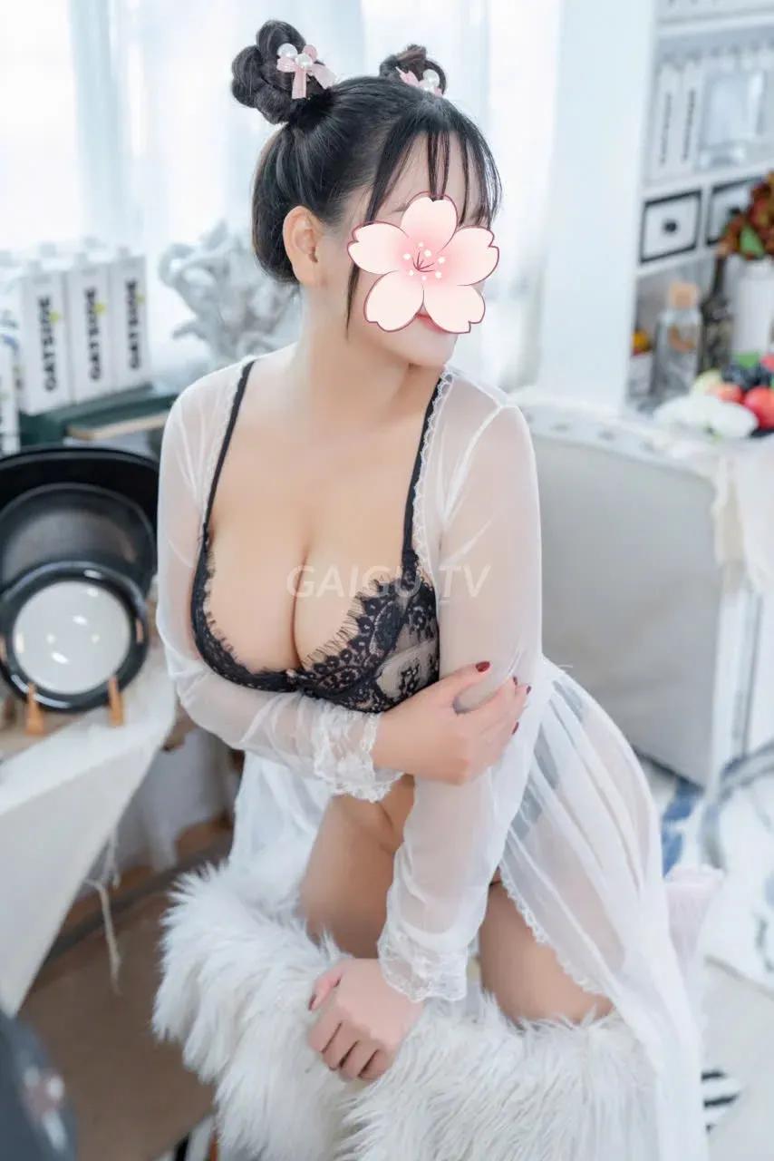 EM BÉ – Quận 8, Sài Gòn, BJ, HJ, 30 tuổi, 400k