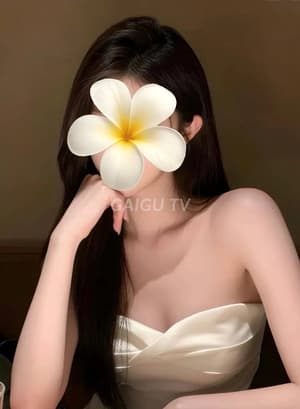 Tiểu My 2.000k Quận 10 – Hôn vú · BJ · 27 tuổi