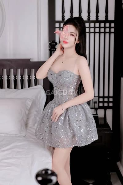 Hàng Nha Trang: HÀ MY CHÂN DÀI 1m68 chuẩn mẫu mặt xinh giá 600k, 17 khách đã