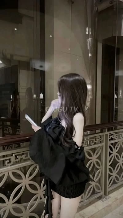 Hàng Phú Nhuận: NEW BÉ DIỆU giá 1.000k, 1 khách đã check