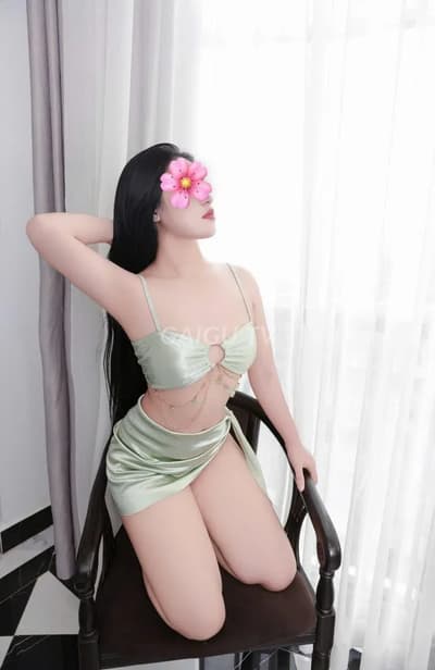QUỲNH CHI 2002 HÀNG NGON-LỒN BÓT-BODY Phú Nhuận – 500k/shot