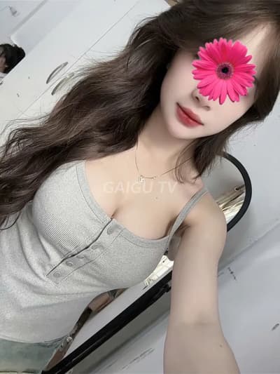 BÉ THUÝ XINH NON VÚ TO LỒN HỒNG 1.200k Cầu Giấy – 69 · BJ · 18 tuổi