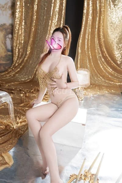 JuLy Gái xinh với body cực nóng Buôn Ma Thuột – 500k/shot