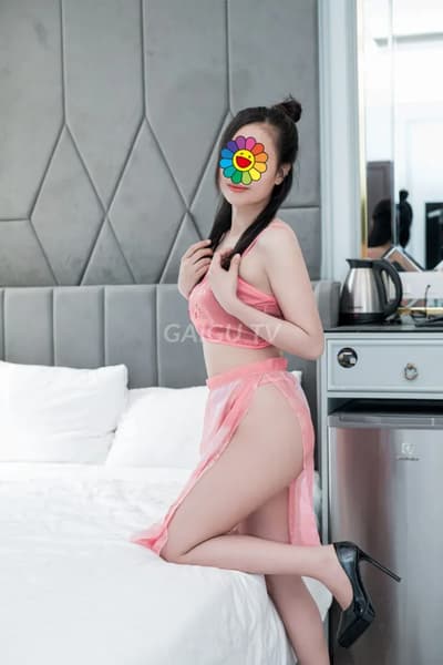 Thảo Tiên – gái gọi Dĩ An giá 400k, BJ, HJ, 30 tuổi