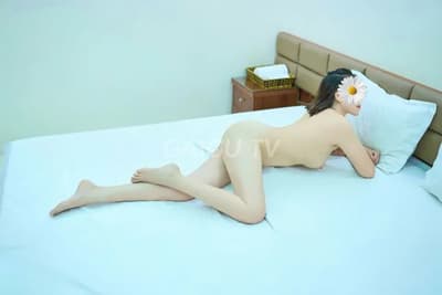 Lê Thanh Đông Anh 300k, xinh xắn hiền lành body đầy đặn