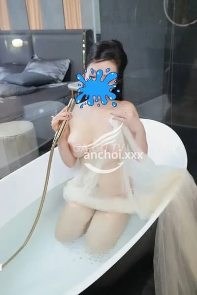 Hà Phương – gái gọi Quận 9 giá 250k, BJ, HJ, 40 tuổi