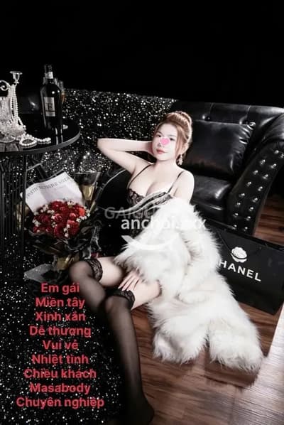 Linh Anh Girl Xinh Vú To Ngọt Ngào – gái gọi Đức Hòa giá 400k, BJ, HJ, 29 tuổi