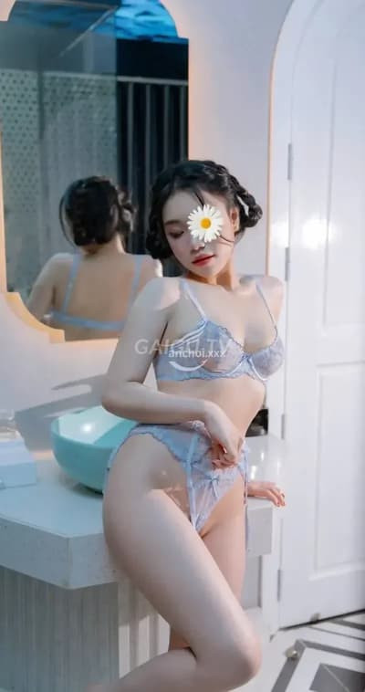 BẢO NGỌC SIÊU PHẨM NGỰC REAL THÂN HÌNH 300k Quận 8 – BJ · HJ · 23 tuổi