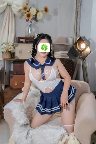 Như Như GÁI MÚP XINH NGON KHÔNG PHẢI 400k Vũng Tàu – Hôn môi · HJ · 32 tuổi