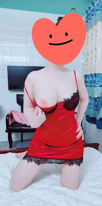 THÙY TRANG – Bình Tân, Sài Gòn, BJ, Hôn vú, 35 tuổi, 300k