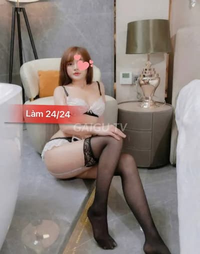 Hàng Quận 9: My My mặt xinh giá mềm nhiệt tình chiều giá 400k, 4 khách đã check