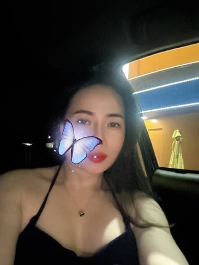 Bích Hà chiều khách nhiệt tình