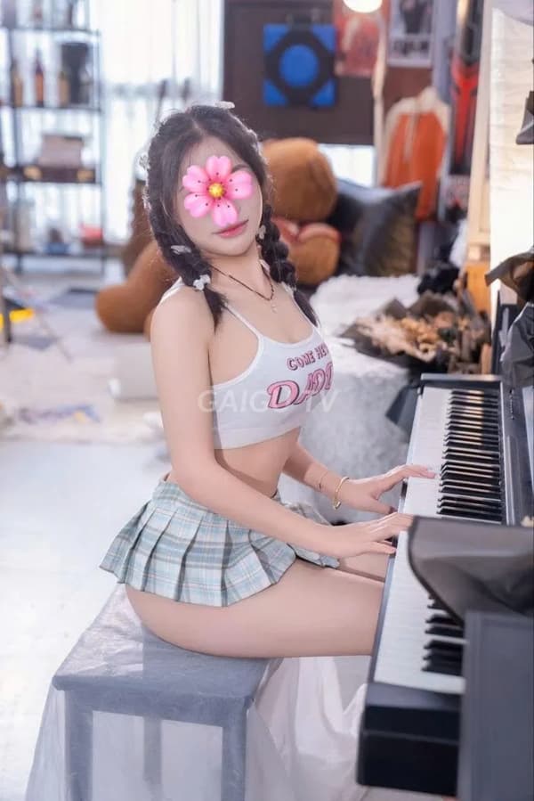 Thanh Thảo 18t Gò Vấp mới về 500k 9