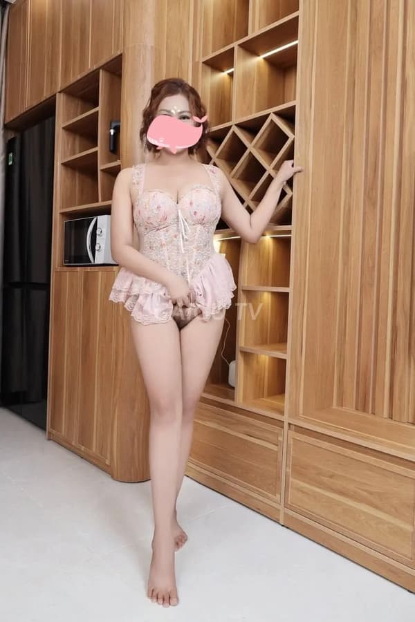 Em Thúy Kiều vú to body săn chắc phục vụ nhiệt tình 13