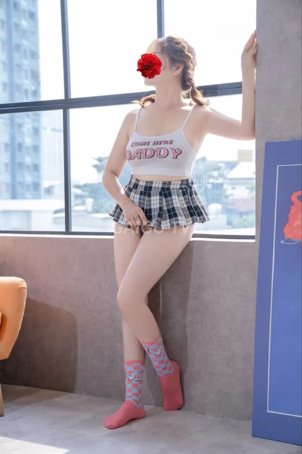 Hoài Thương Bình Chánh Sài Gòn 250k dâm đãng chiều chuộng 11