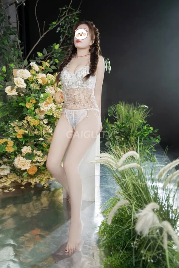 Trẻ Minh Thư dâm ngoan rất biết chiều chuộng khách 16