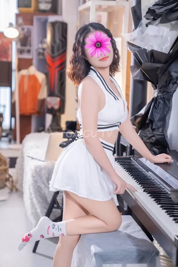 NGÂN NGÂN – Củ Chi, Sài Gòn, BJ, HJ, 29 tuổi, 300k 7