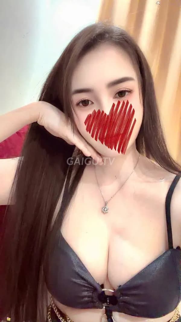 Hoa Hoa Quận 10 Sài Gòn 600k nhiệt tình chuyên nghiệp 1
