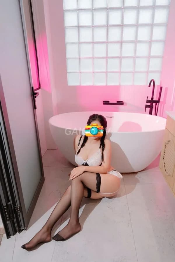 Hotgirl Kim Ngân mặt xinh vú to Phú Nhuận 800k 9