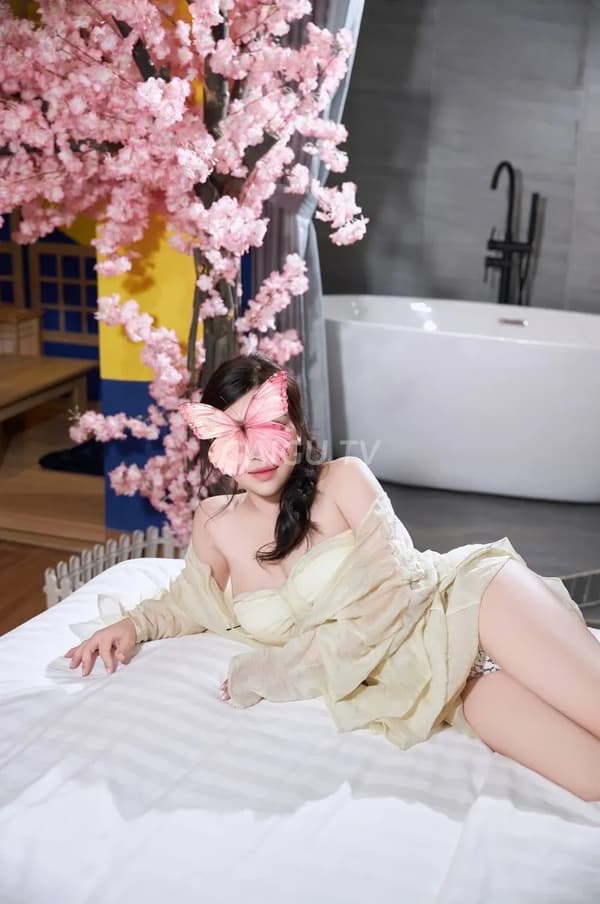 Pháp Maximum Nha Trang 24t body loli ngực to 600k 6
