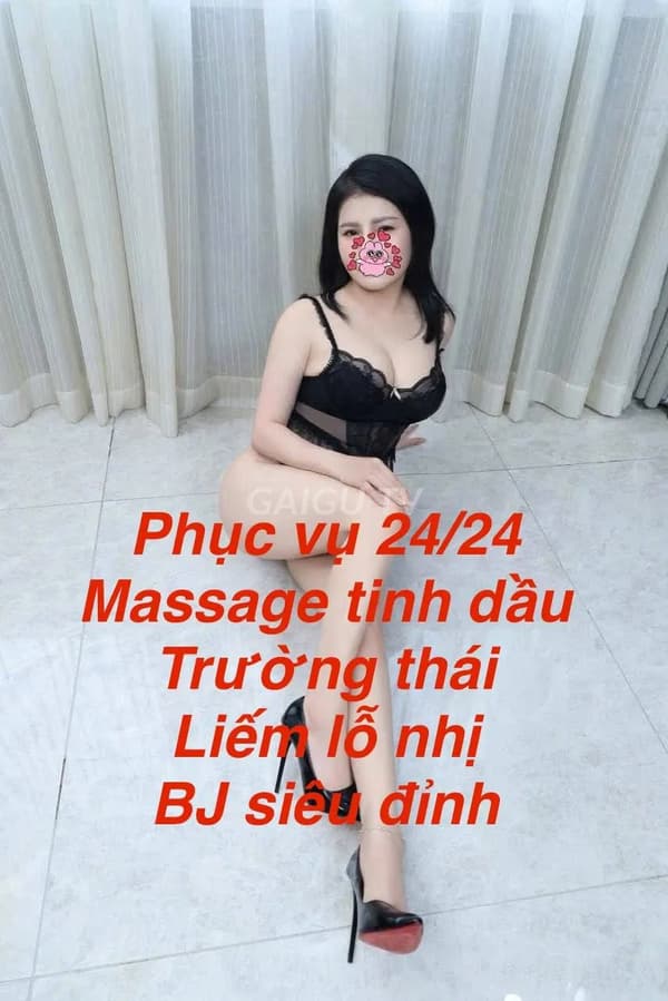 Ngọc Nữ xinh dáng chuẩn phục vụ nhiệt tình như người yêu 1