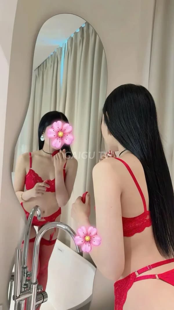 Linh Linh Quận 10 Sài Gòn 1tr trẻ trung dâm đã 11