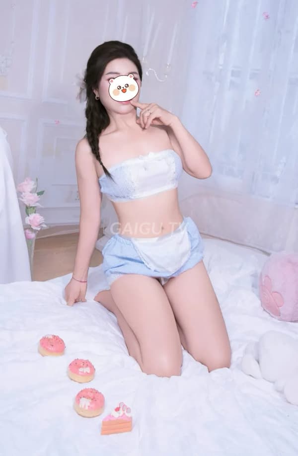 Kim Phượng Tân Phú Sài Gòn 250k ngọt ngào dáng đẹp 1