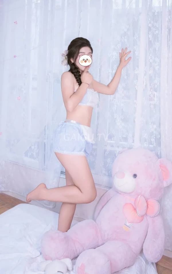 Kim Phượng Tân Phú Sài Gòn 250k ngọt ngào dáng đẹp 5