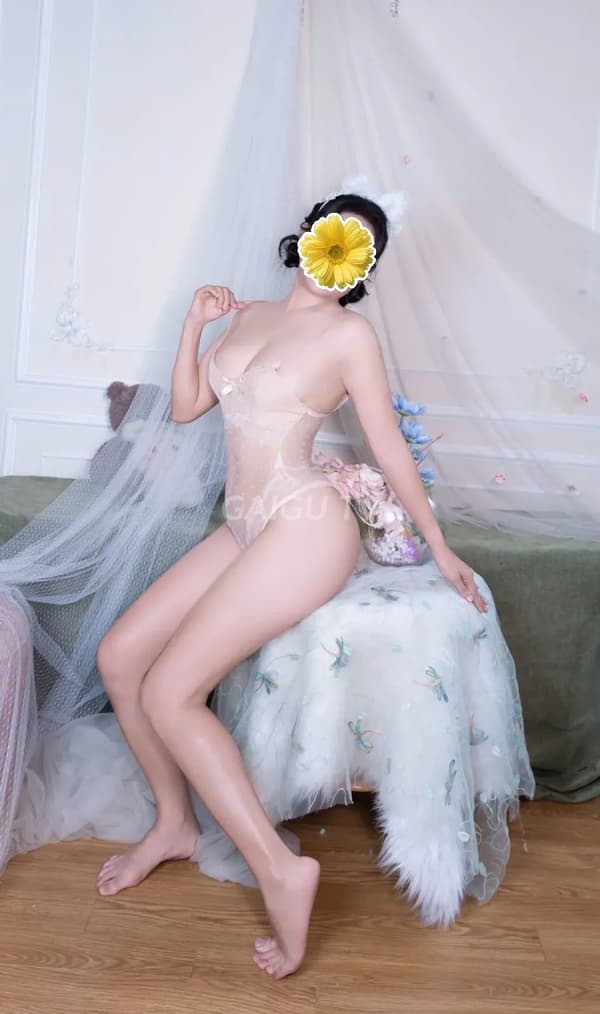Phương Anh Quận 12 Sài Gòn 300k 12