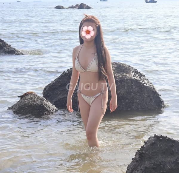 Lisa 21 tuổi Dĩ An Bình Dương 600k doggy ngon 8