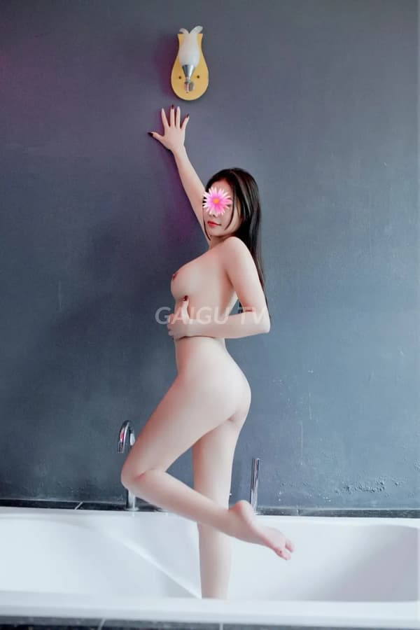 Linh Nhi Ngũ Hành Sơn Đà Nẵng 300k 13
