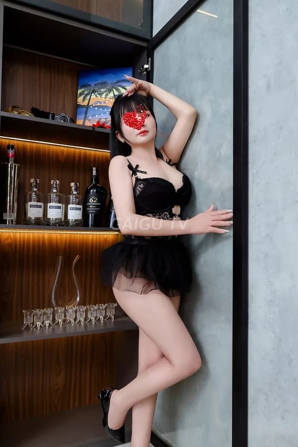 Linh Đan phục vụ nhiệt tình nghe lời 9
