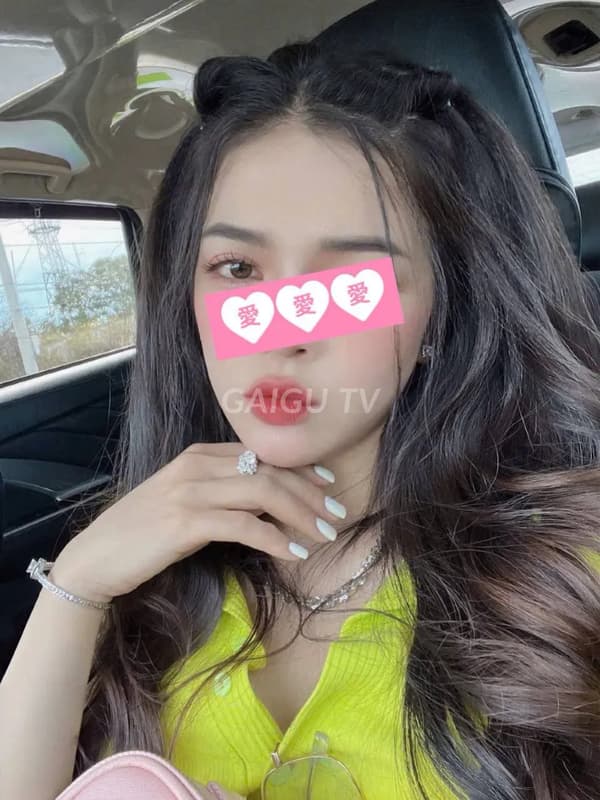 Xinh đẹp dáng chuẩn phục vụ tận tụy như người yêu Hà My 8