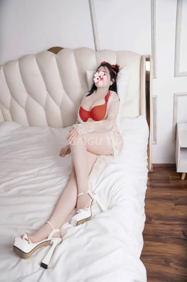 Nàng Kiều Quận 10 Sài Gòn 200k 7