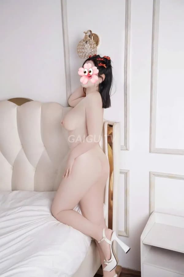 Nàng Kiều Quận 10 Sài Gòn 200k 9