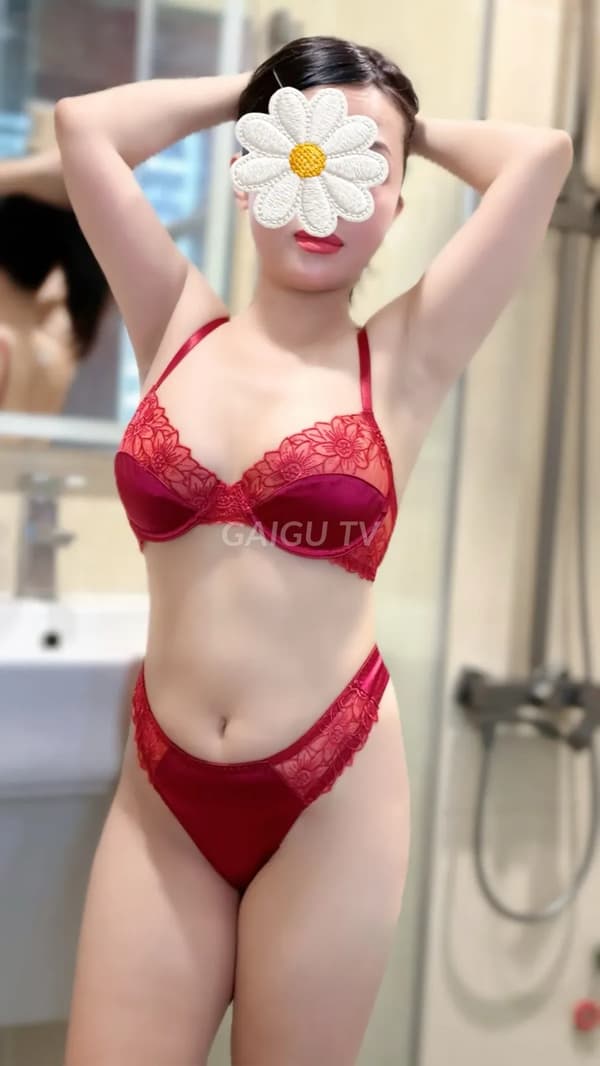 Gái gọi Quận 10 Ⓜ EM Gái Loli Vú Bự 250k 4