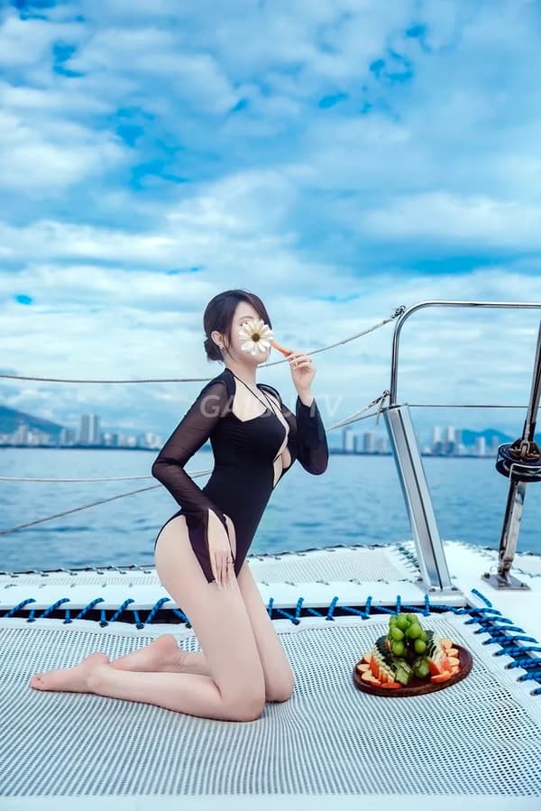 Hoàng Mỹ  Linh✅kiều nữ sang chảnh gương mặt hoàn hảo mê hoặc 12