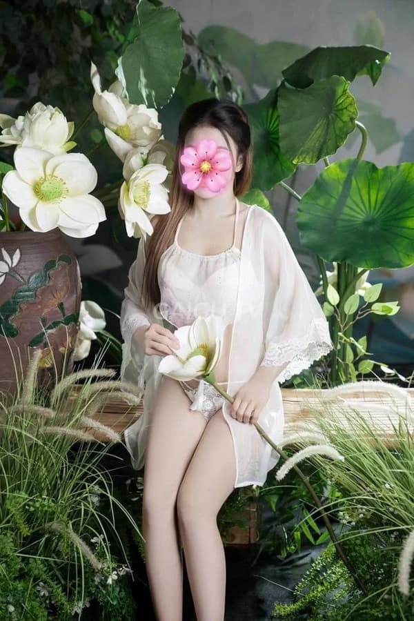 Ngọc phục vụ nhẹ nhàng nhiệt tình 7