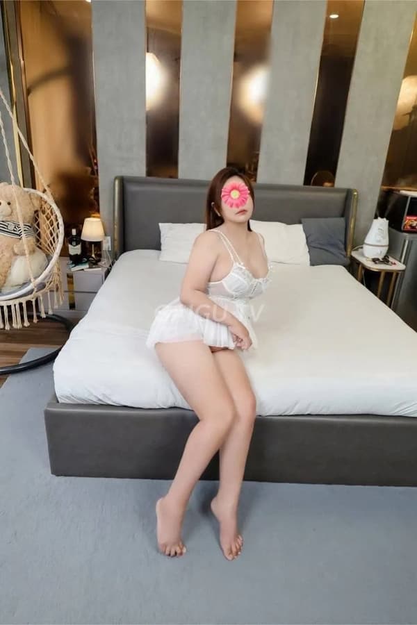 Băng Băng chiều chuộng khách nhiệt tình 6