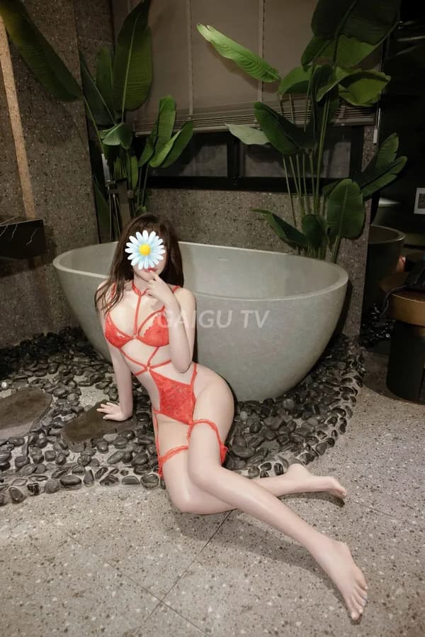 Ly Ly dịu dàng nhẹ nhàng như người yêu 7