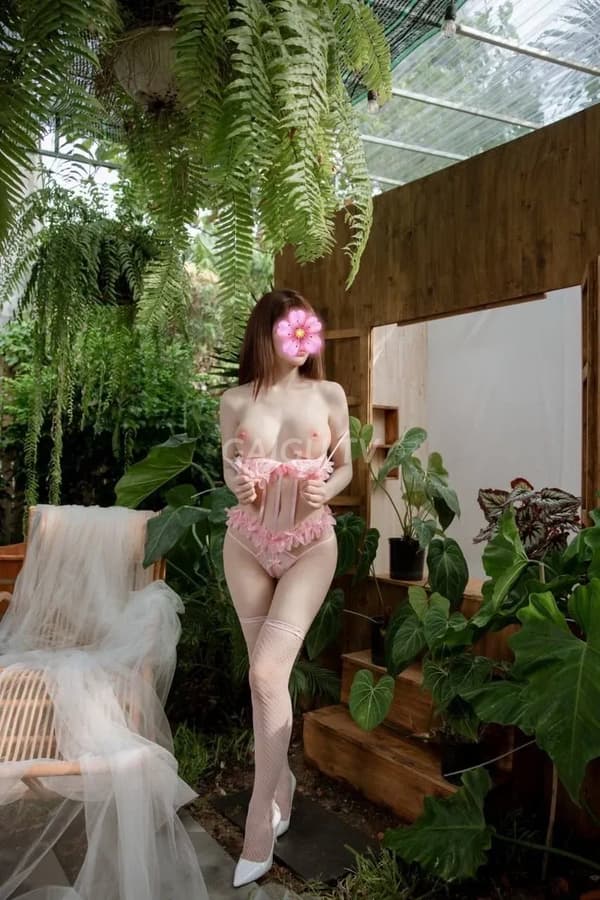 Na Na hotgirl lai Tây dáng cao ráo xinh đẹp 13